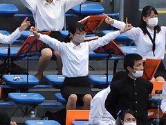 818file Curvy Japanese Beauty Takes Petite Lovers on a Pleasure Ride