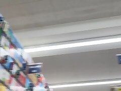 vol64-925565 Electrician's Sparks Ignite Housewives' Forbidden Fantasies