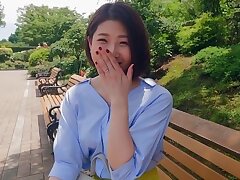 292MY-633 Sensual Depths-Hot Asian Beauty's Intimate Journey