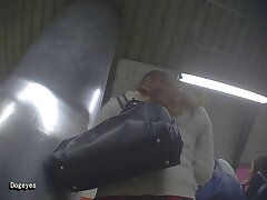 gc092 Curvy Doll's Seductive Solo Show-Watching & Touching Live