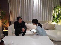 JUQ-866 Mom's Blissful Smile-A Tender & Passionate Encounter