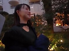 229SCUTE-1366 Seductive Dark-Haired Beauty Delivers Jaw-Dropping Handjob Bliss