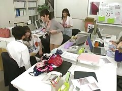 HUNTA-496 Passionate Nights-Unstoppable Desire with Stepfather-In-Law