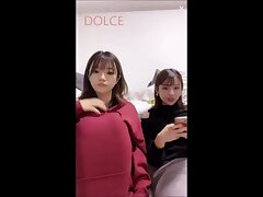 live32 Outdoor Japanese MILF Finds Bliss in Public Orgasms Delight